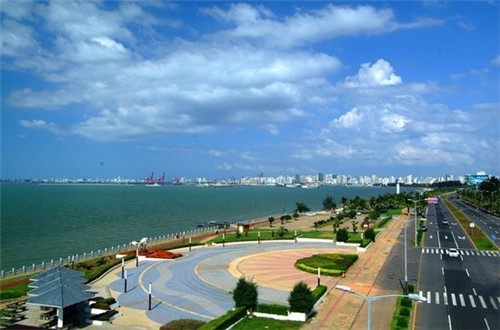 冬奥升会旗唱的什么歌（参加冬奥会的国旗）